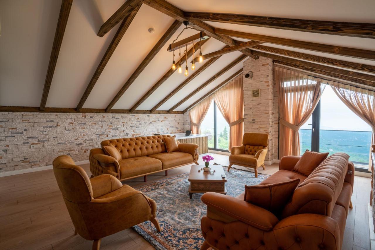 Poison Garden Suite Gozalan Εξωτερικό φωτογραφία