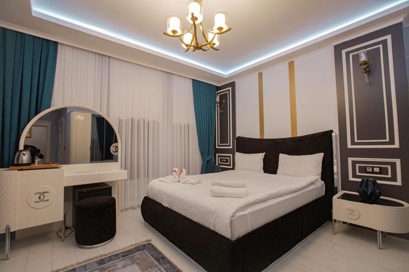 Poison Garden Suite Gozalan Εξωτερικό φωτογραφία